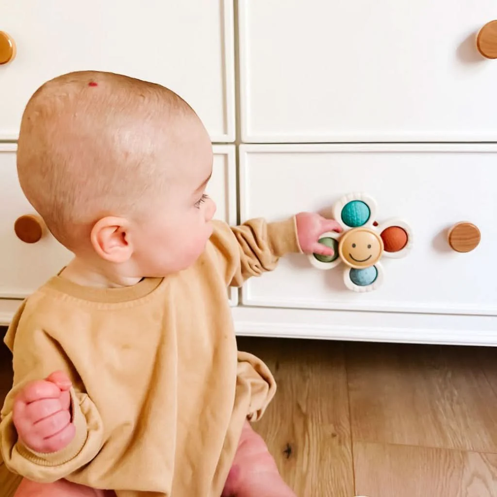 Itzy Pop & Whirl™ Fidget Spinner Travel & Bath Toy - Image 6